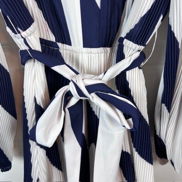 Milly Liv Zebra-Print Pleated Belted Mini Wrap Dress in Blue & White Size 10 - Picture 5 of 13